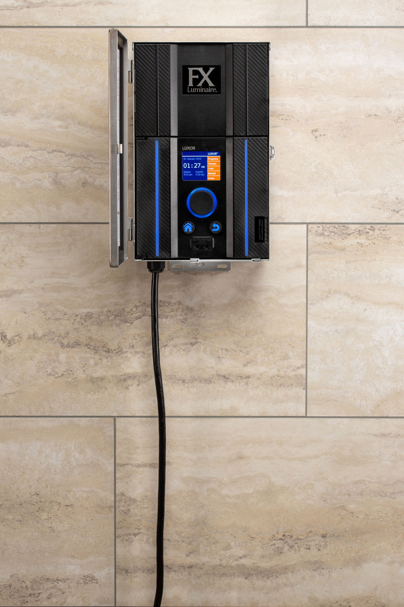Luxor 2.0 150-Watt Stainless Steel Transformer - Ewing